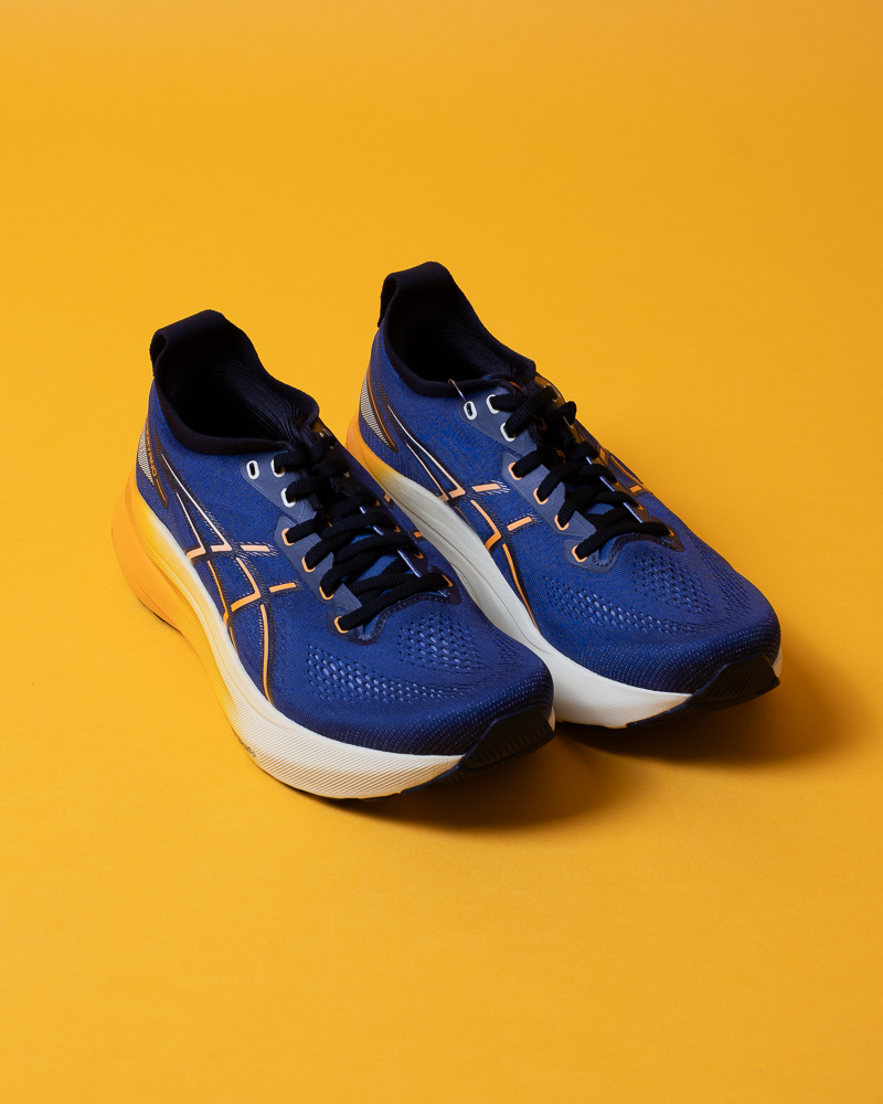 Asics Gel-Kayano 31 vue de profil